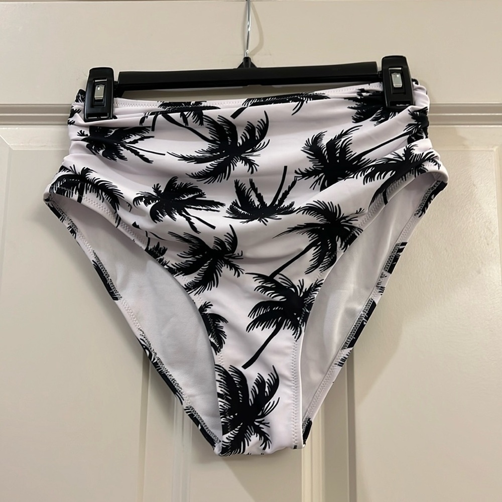 Ladies bikini bottoms